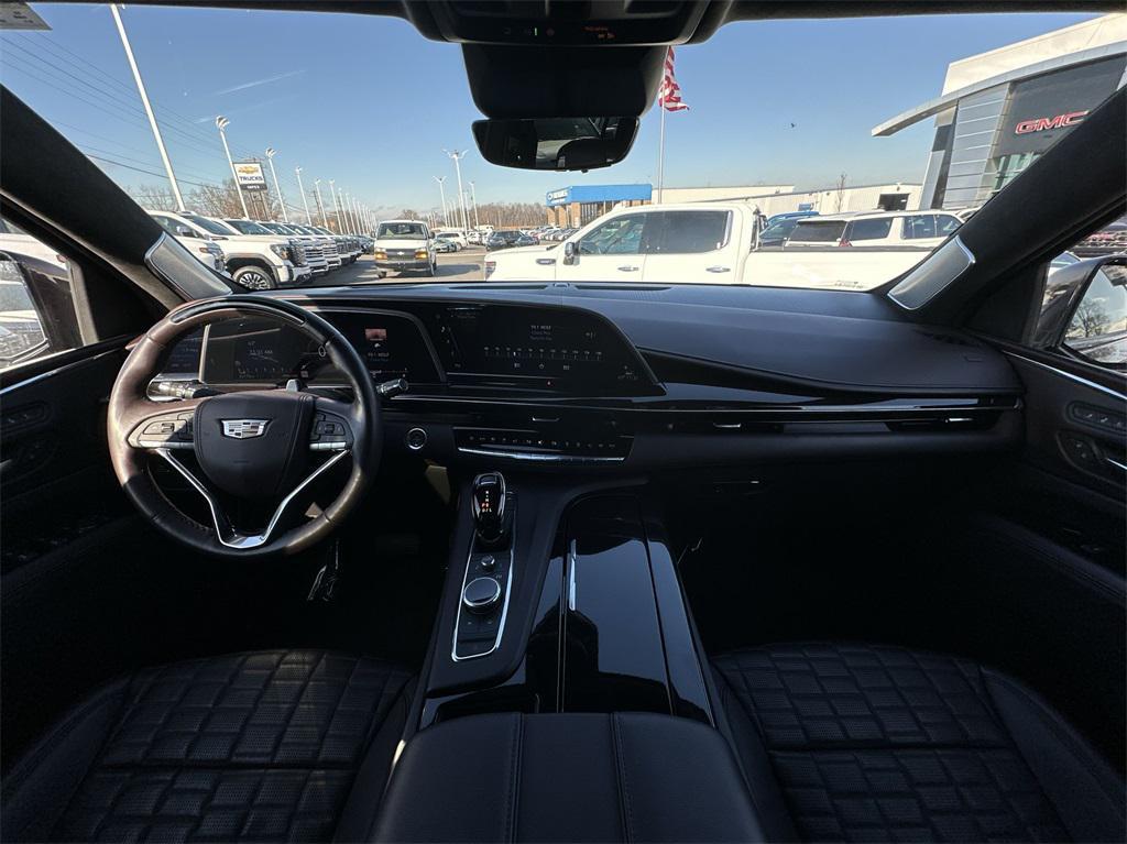 used 2023 Cadillac Escalade ESV car, priced at $84,260