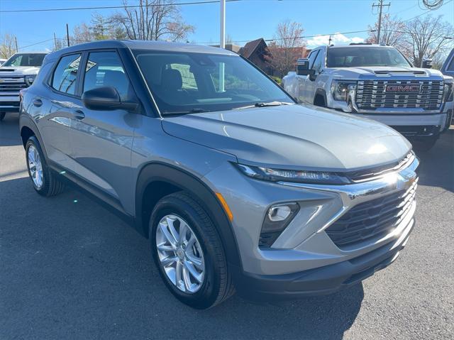 new 2025 Chevrolet TrailBlazer car, priced at $22,995