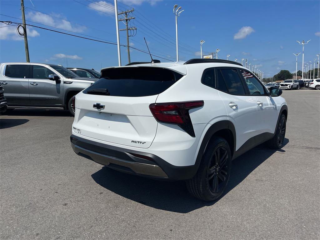 new 2025 Chevrolet Trax car, priced at $26,790