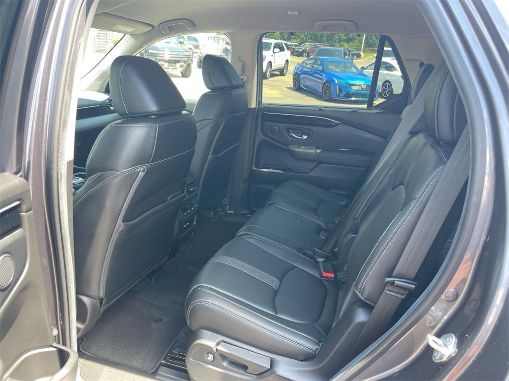 used 2024 Honda Pilot car, priced at $38,980