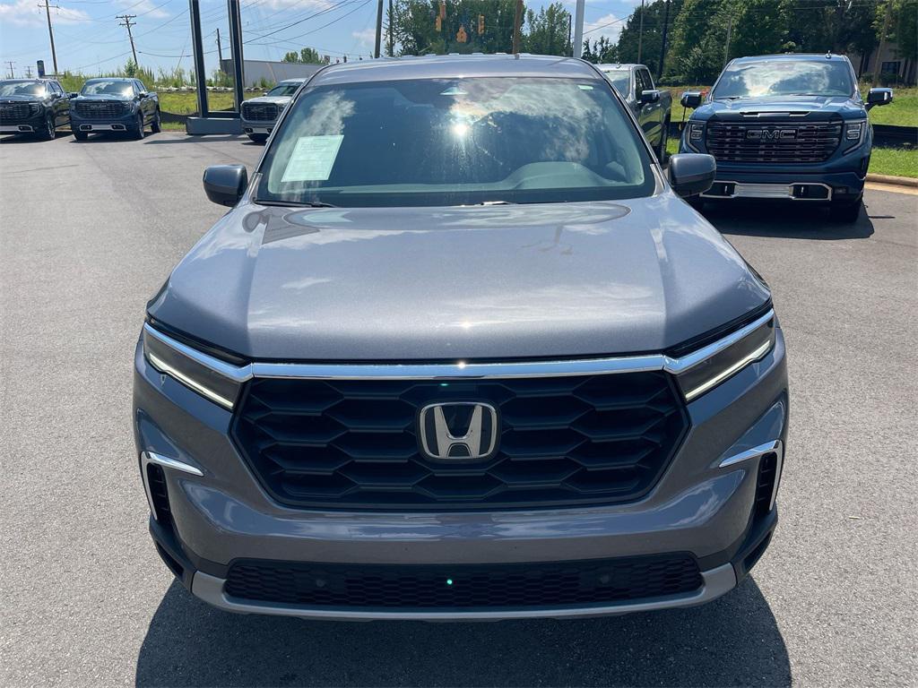 used 2024 Honda Pilot car, priced at $38,980