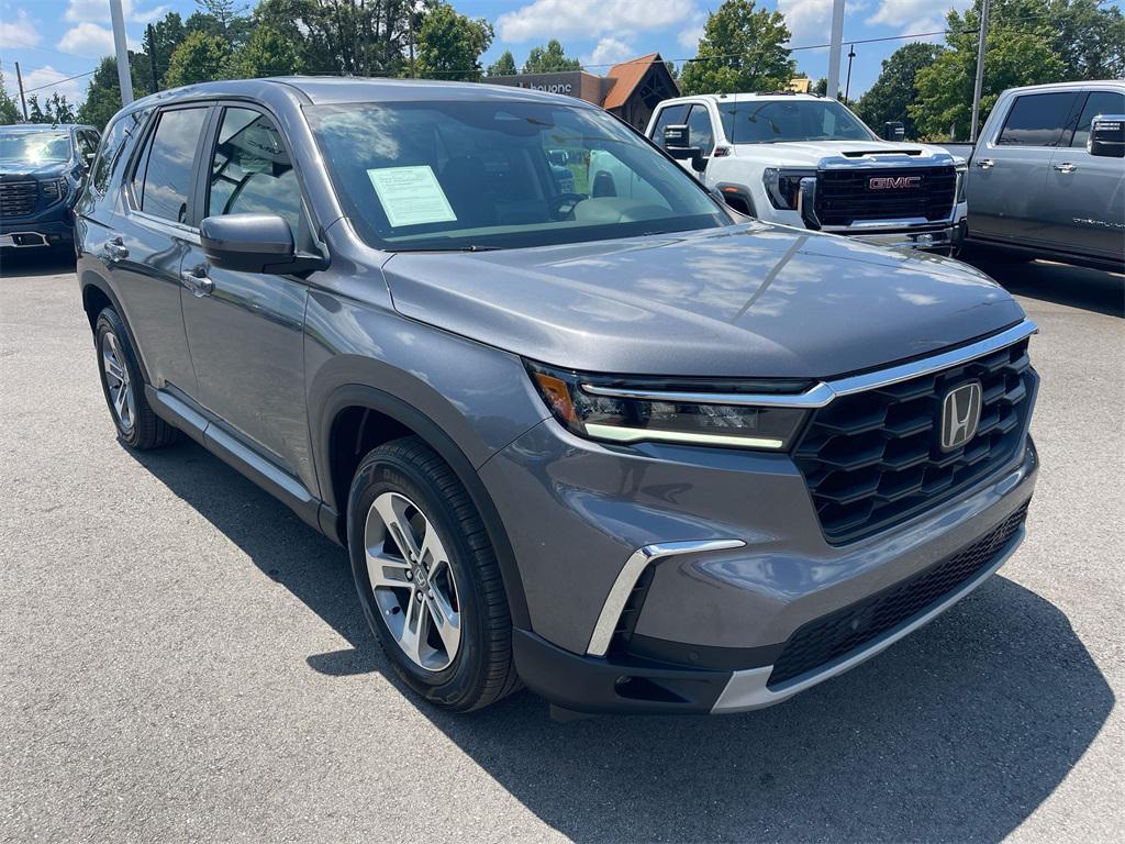 used 2024 Honda Pilot car, priced at $38,980