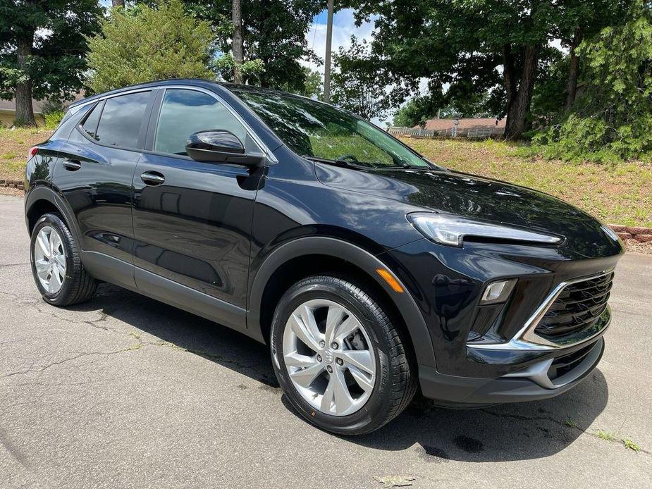 new 2024 Buick Encore GX car, priced at $29,400