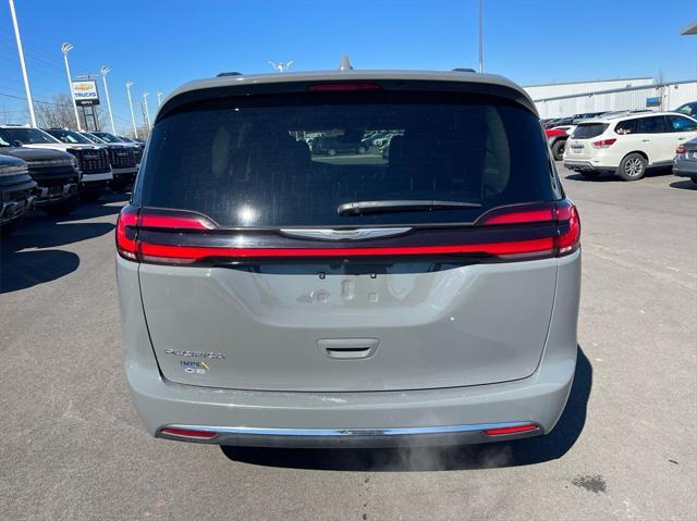 used 2022 Chrysler Pacifica car, priced at $19,460