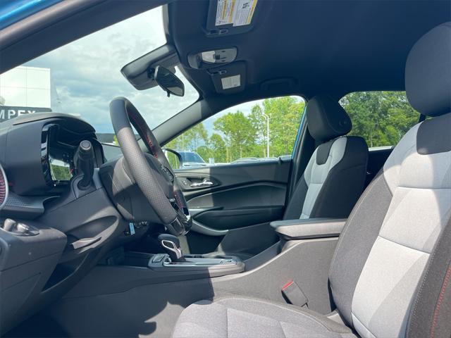 new 2025 Chevrolet Trax car, priced at $23,995