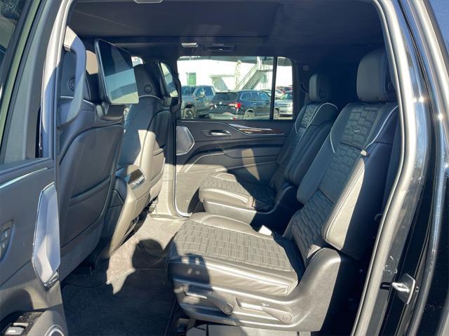 used 2023 Cadillac Escalade ESV car, priced at $87,880