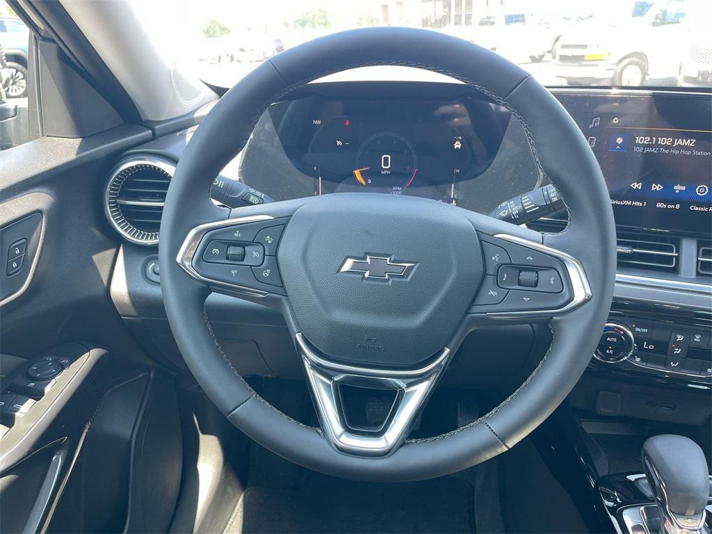 new 2025 Chevrolet Trax car, priced at $26,790