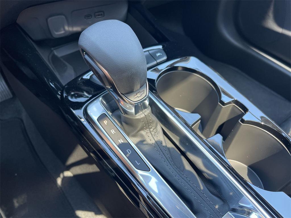 new 2025 Chevrolet Trax car, priced at $26,790