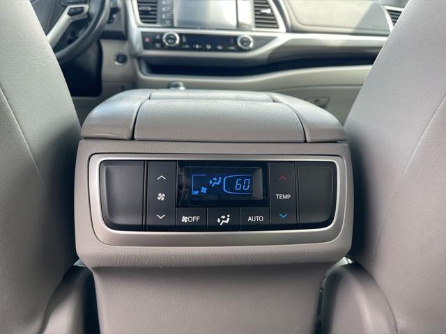 used 2018 Toyota Highlander car, priced at $25,925