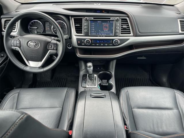 used 2016 Toyota Highlander car, priced at $20,950
