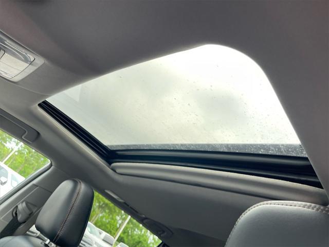 used 2016 Toyota Highlander car, priced at $20,950