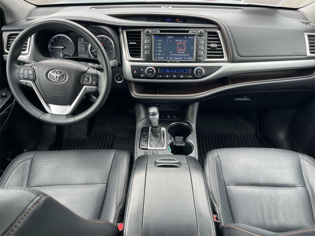 used 2016 Toyota Highlander car, priced at $20,950