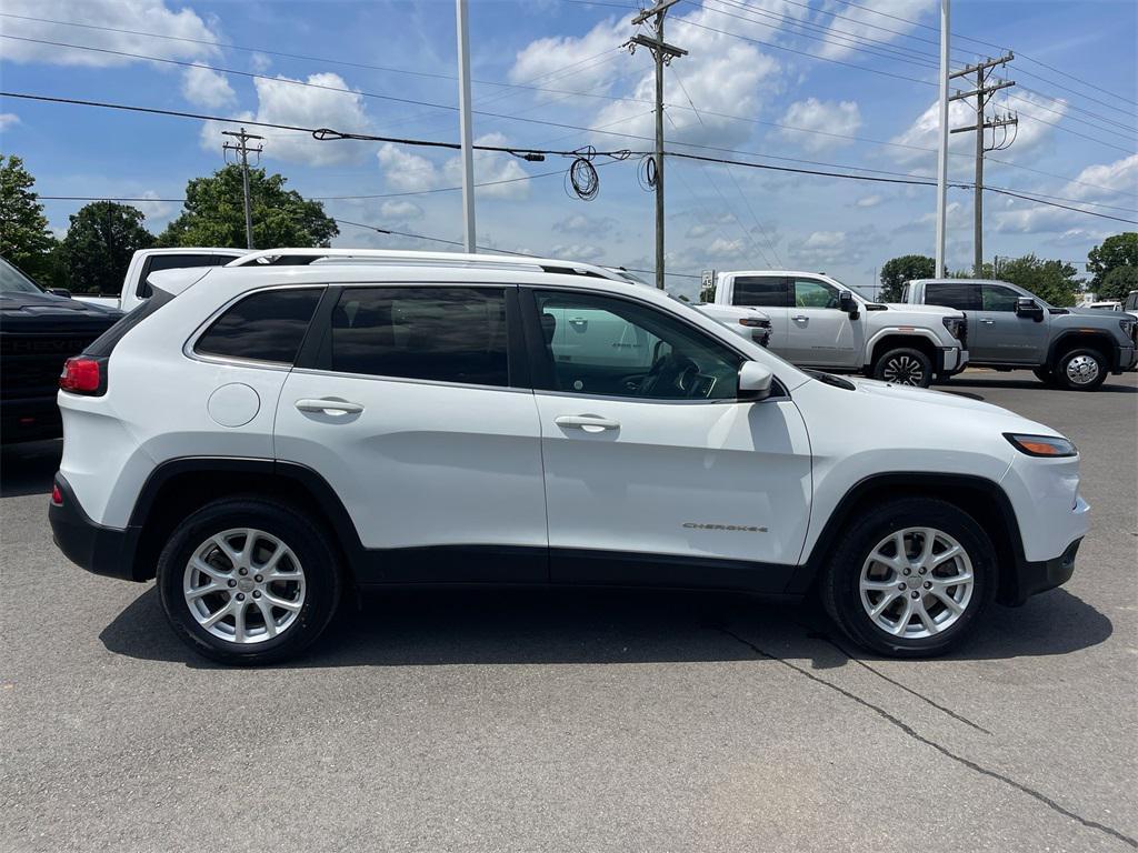 used 2018 Jeep Cherokee car, priced at $9,990