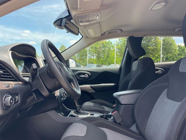used 2018 Jeep Cherokee car, priced at $9,990