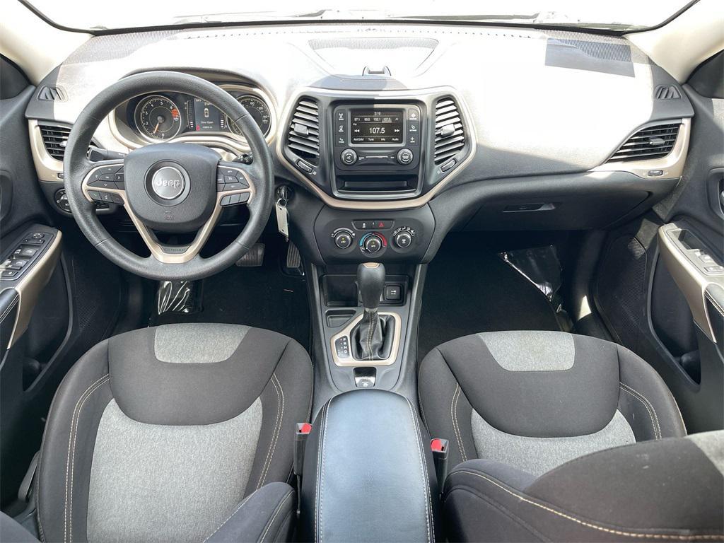 used 2018 Jeep Cherokee car, priced at $9,990