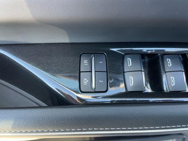 used 2022 Cadillac Escalade ESV car