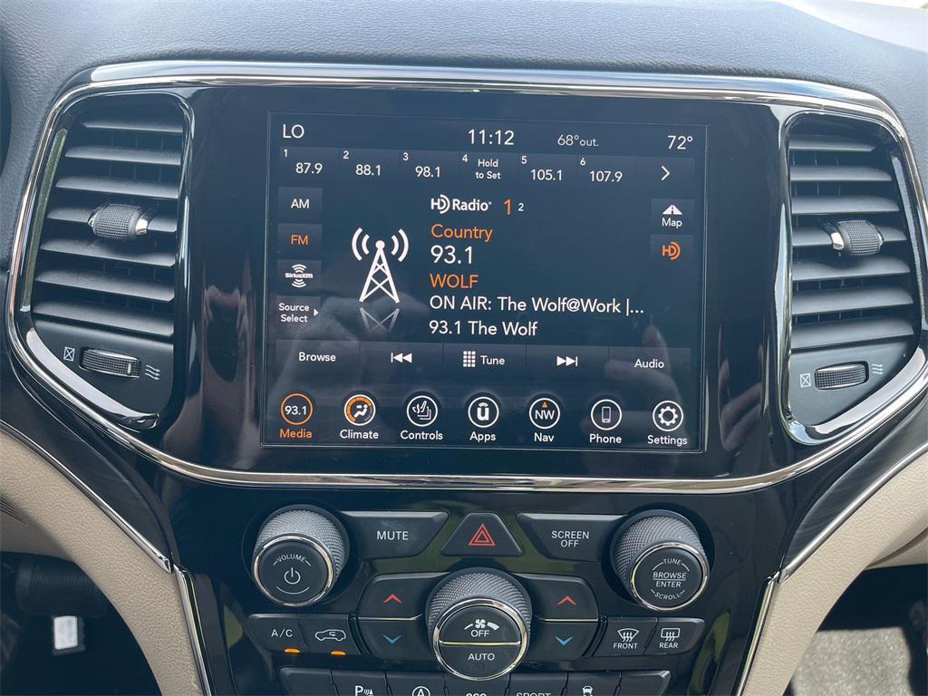 used 2020 Jeep Grand Cherokee car, priced at $17,980