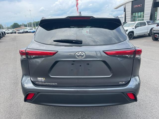 used 2022 Toyota Highlander car, priced at $35,250