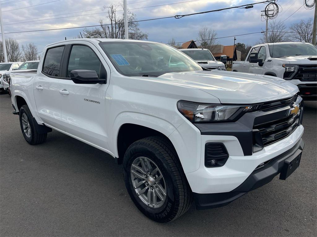 used 2024 Chevrolet Colorado car, priced at $31,200