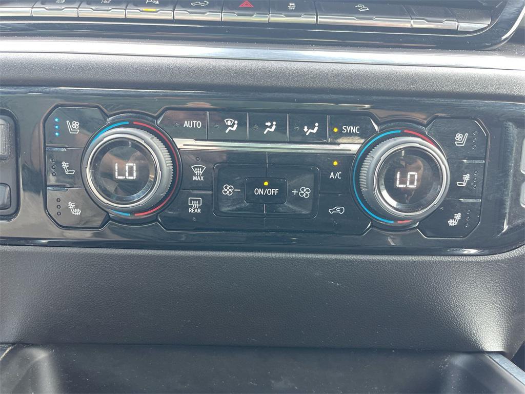 used 2024 Chevrolet Silverado 2500 car, priced at $72,665