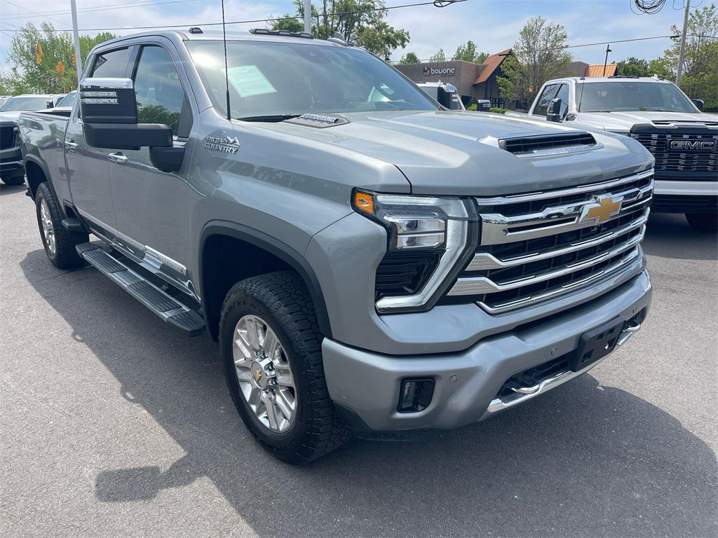 used 2024 Chevrolet Silverado 2500 car, priced at $72,665