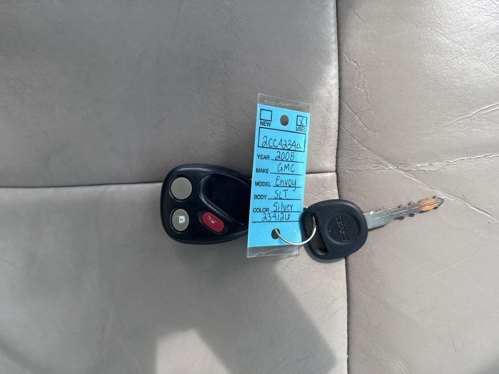 used 2008 GMC Envoy car, priced at $6,990