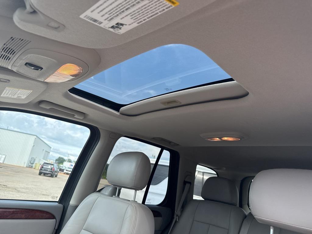 used 2008 GMC Envoy car, priced at $6,990