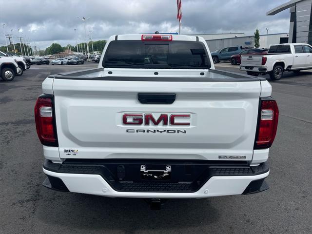 new 2025 GMC Canyon car, priced at $36,995