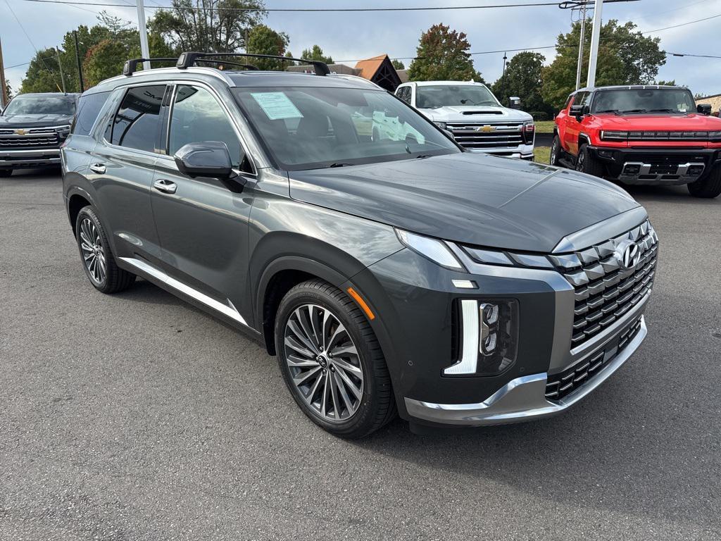 used 2023 Hyundai Palisade car, priced at $35,125
