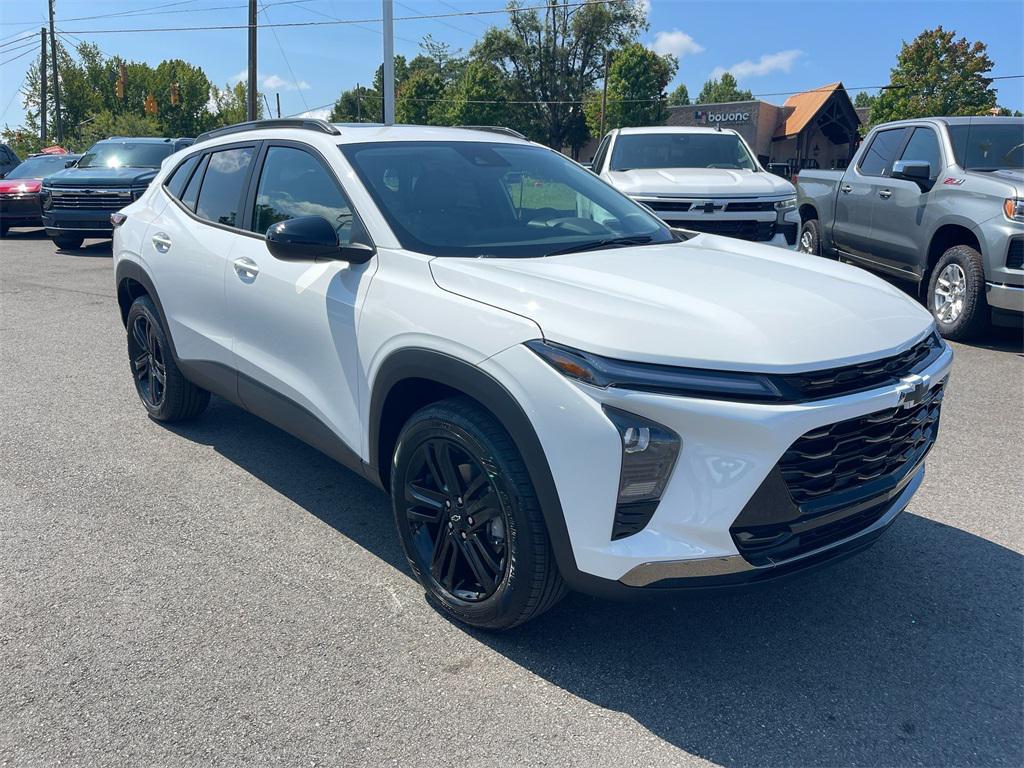 new 2025 Chevrolet Trax car, priced at $26,790
