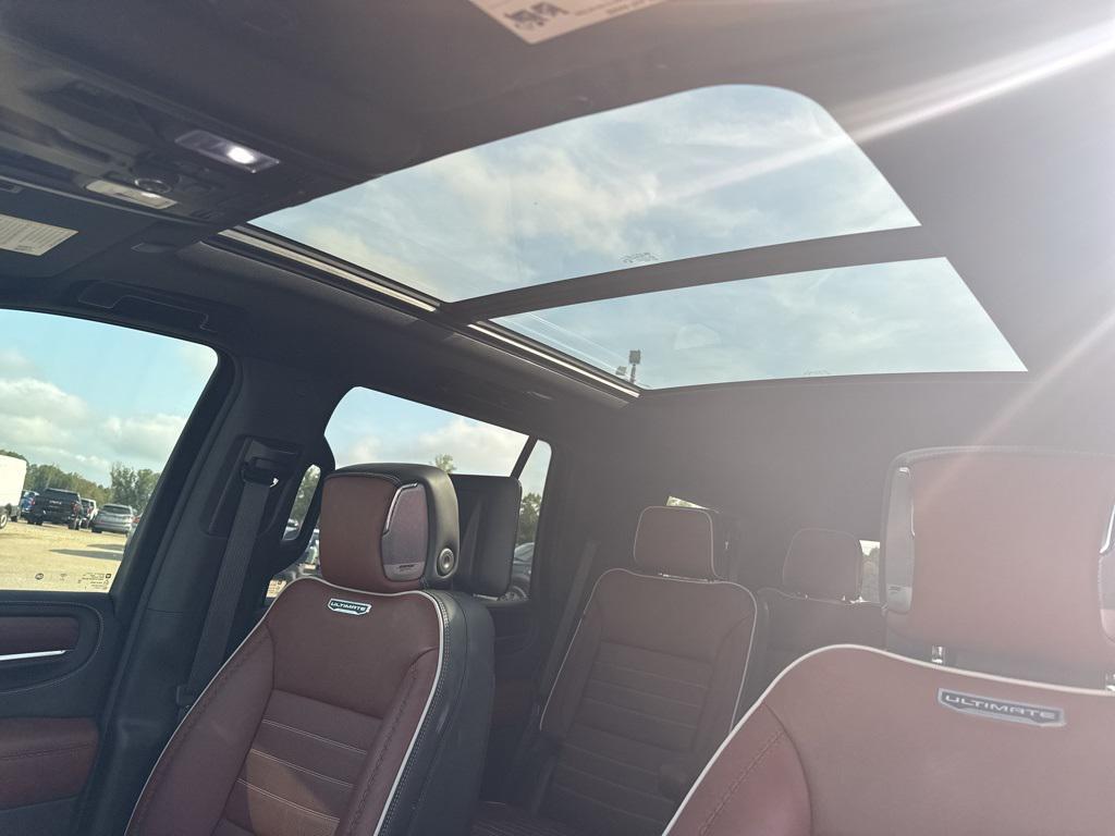 used 2024 GMC Yukon car