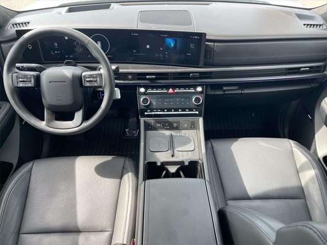used 2025 Hyundai Santa Fe car, priced at $44,950