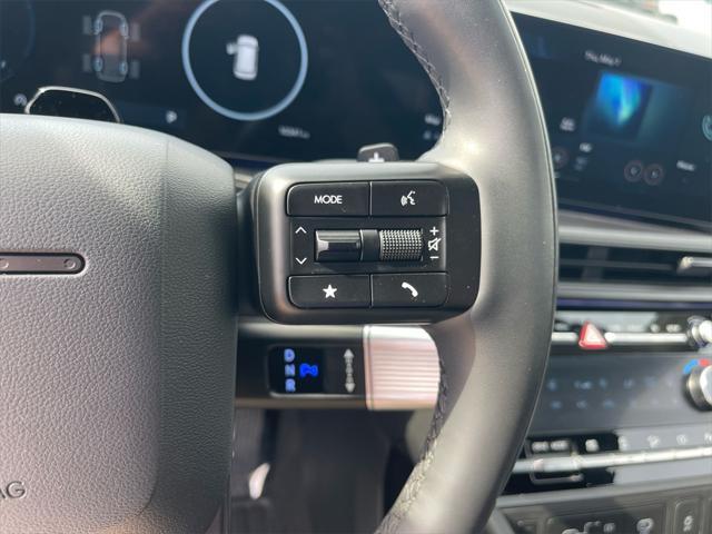 used 2025 Hyundai Santa Fe car, priced at $44,950