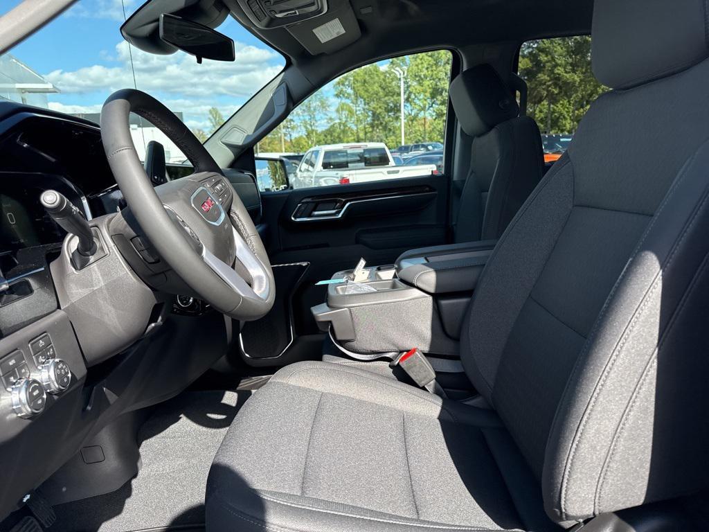 new 2026 GMC Sierra 1500 car, priced at $48,595