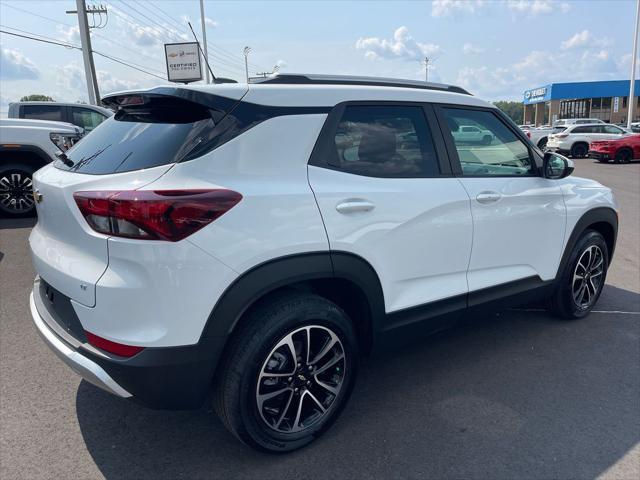 new 2024 Chevrolet TrailBlazer car, priced at $26,015