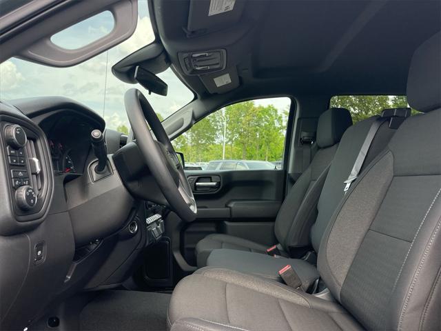 new 2025 Chevrolet Silverado 1500 car, priced at $45,995