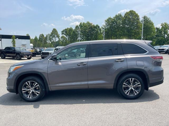 used 2016 Toyota Highlander car, priced at $21,660