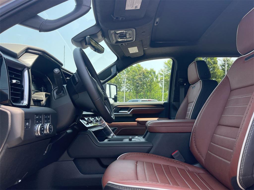 new 2025 GMC Sierra 3500 car, priced at $95,995