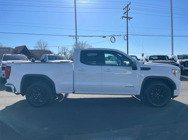 used 2022 GMC Sierra 1500 car, priced at $33,500