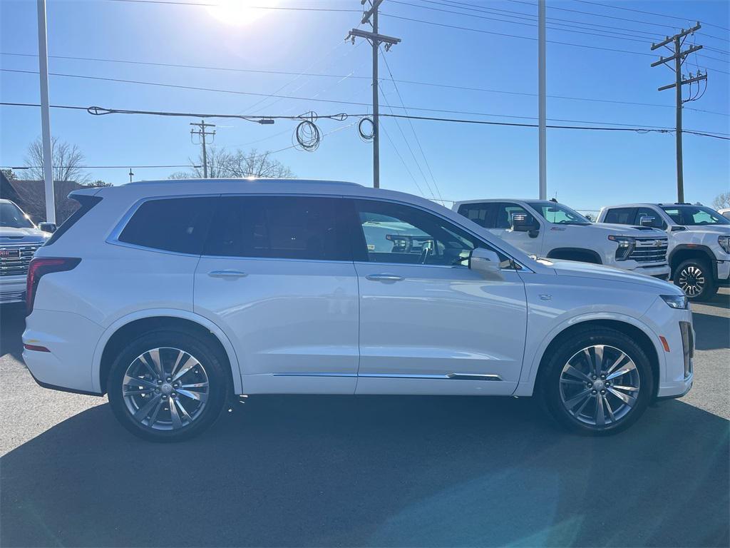 used 2024 Cadillac XT6 car, priced at $42,250