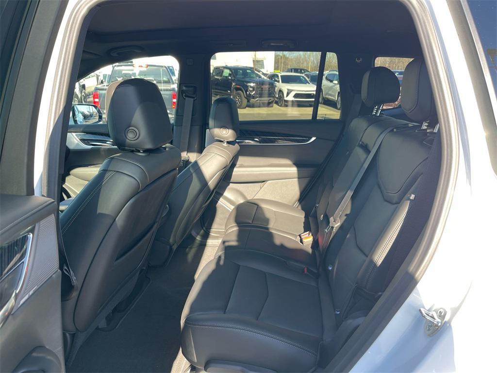 used 2024 Cadillac XT6 car, priced at $42,250