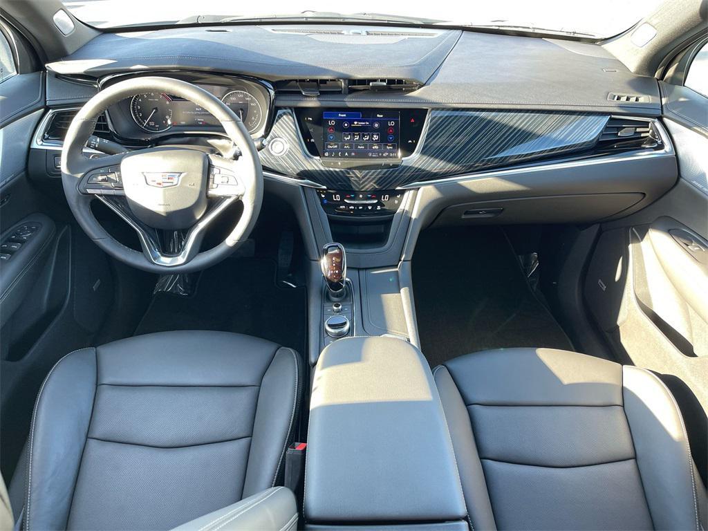 used 2024 Cadillac XT6 car, priced at $42,250
