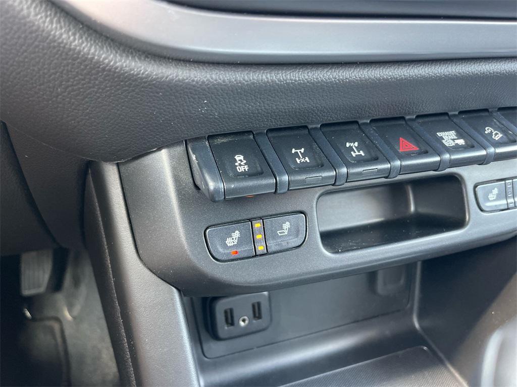used 2022 Chevrolet Colorado car, priced at $33,259