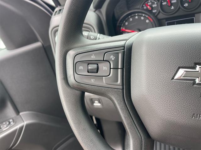 new 2025 Chevrolet Silverado 1500 car, priced at $42,995
