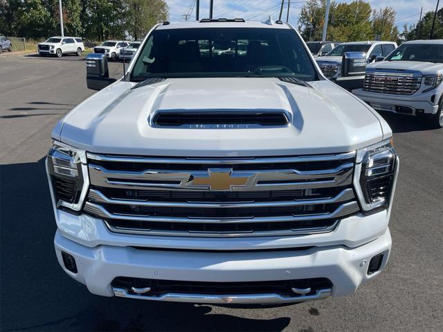 new 2025 Chevrolet Silverado 3500 car, priced at $92,230