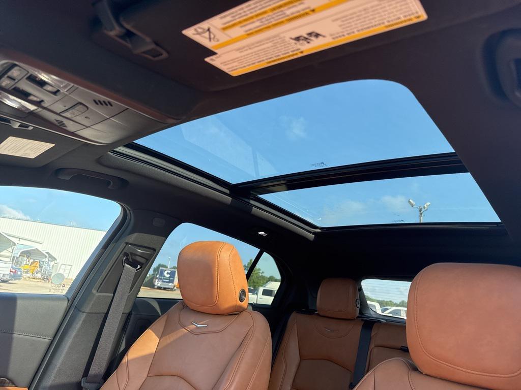 used 2023 Cadillac XT4 car, priced at $33,550