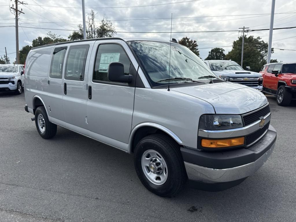 new 2025 Chevrolet Express 2500 car, priced at $46,190