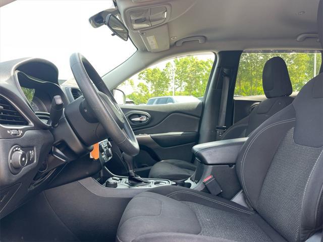 used 2019 Jeep Cherokee car, priced at $17,440
