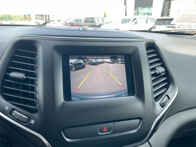 used 2019 Jeep Cherokee car, priced at $17,440