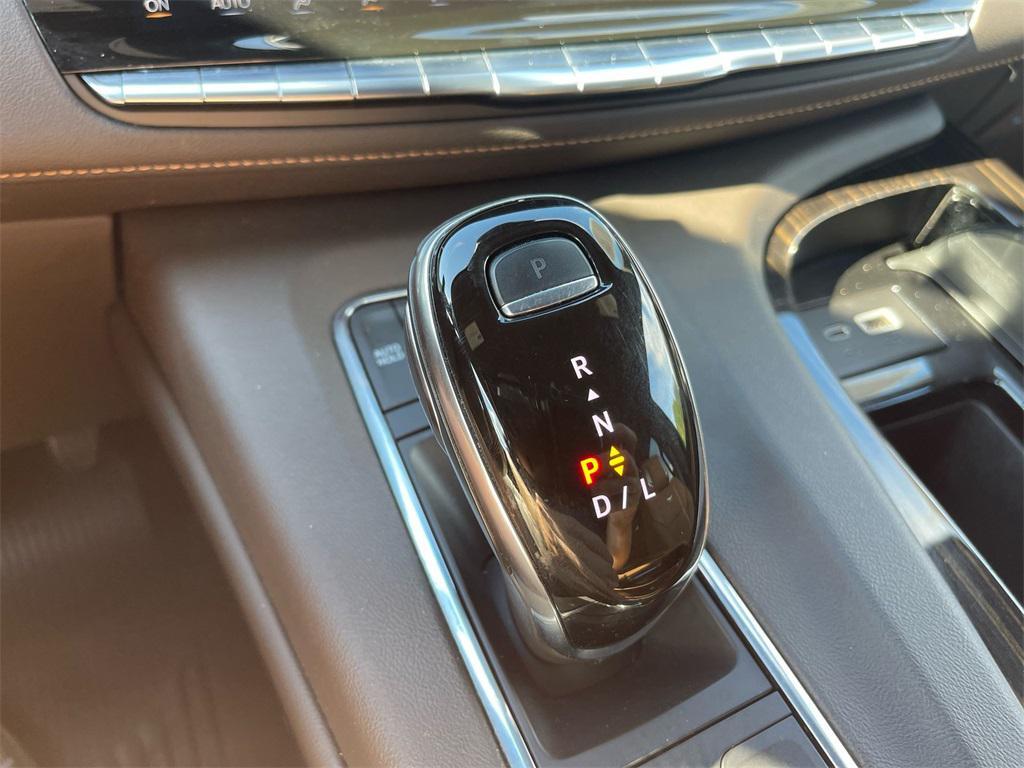 used 2021 Cadillac Escalade ESV car, priced at $48,680